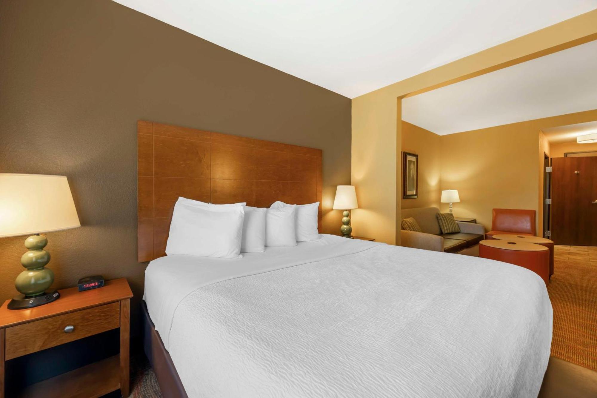 Best Western Plus Tupelo Inn&Suites Exterior foto